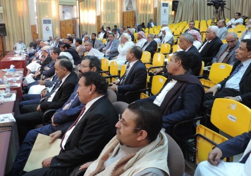 برلمانيون يمنيون يوقعون على إنهاء دور الإمارات العسكري باليمن
