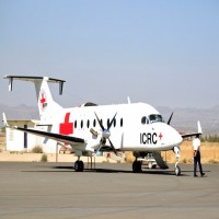 التحالف العربي يجبر طائرة تابعة للصليب الأحمر على الهبوط في جازان