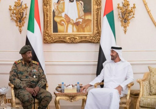 مركز دولي يتهم الإمارات والسعودية بإثارة الانقسامات وتقويض استقرار السودان
