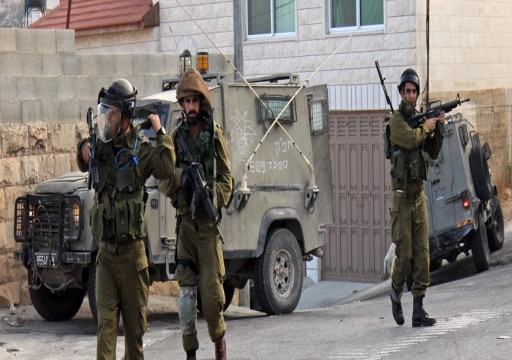 إصابة 18 فلسطينياً بمواجهات مع جيش الاحتلال بنابلس
