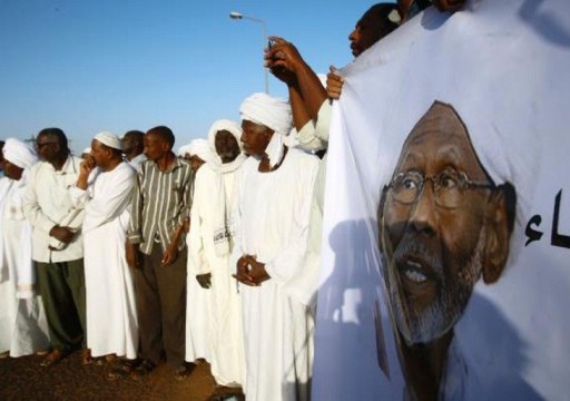 حزب إسلامي يطالب بإجراء تحقيق في مقتل متظاهرين بالسودان