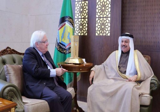 "التعاون الخليجي" يبحث مع غريفيث تطورات الأزمة اليمنية