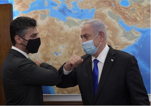 سفير أبوظبي يلتقي برئيس الوزراء الإسرائيلي بالقدس المحتلة