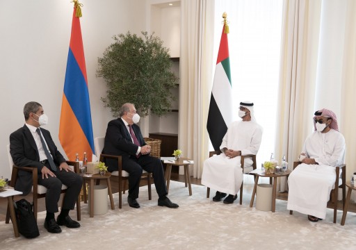 محمد بن زايد يلتقي رئيس أرمينيا في أبوظبي