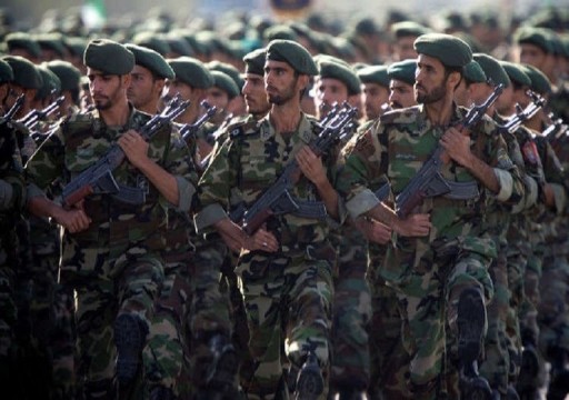 الحرس الثوري الإيراني يعلن عن احتجاز سفينة أجنبية في مياه الخليج