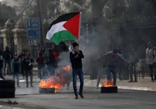 إصابة 48 فلسطينيا إثر مواجهات مع الاحتلال الإسرائيلي بالضفة