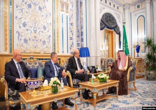 رؤساء حكومات لبنانية سابقين يلتقون العاهل السعودي