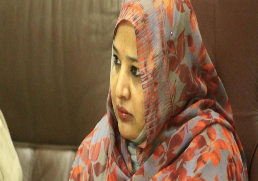 السودان.. القبض على زوجة البشير وبدء التحقيق معها بتهم فساد