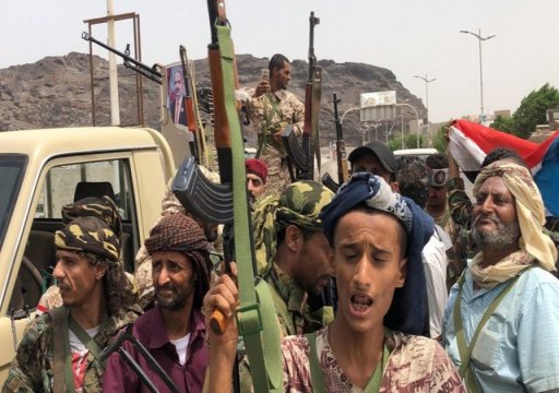 سيناتور أمريكي: أدلة جديدة على تسليح أبوظبي لجماعات إرهابية في اليمن