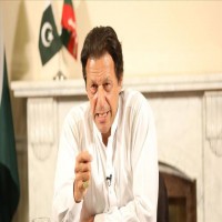 عمران خان يتعهد بإثارة قضية الإساءة للإسلام في الأمم المتحدة