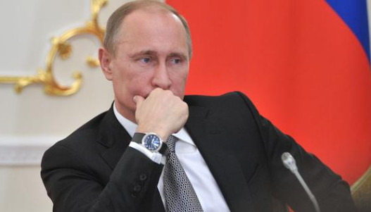 بوتين يأمر بسحب قواته من سوريا بدءا من الثلاثاء
