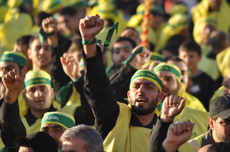 وزير الخارجية الإيرانية: وصف حزب الله بالإرهاب أمر مدان