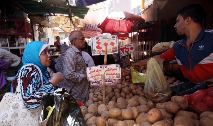 التضخم يقفز لأعلى مستوي في 8 سنوات بمصر بعد تعويم الجنيه