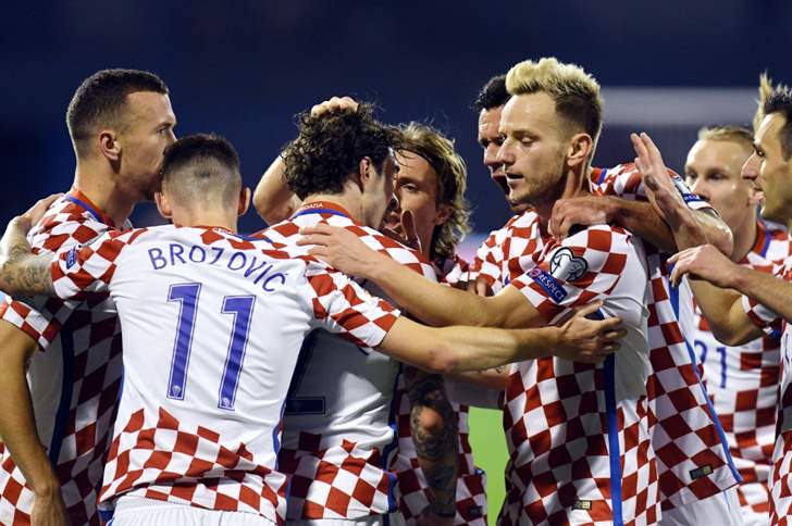 كرواتيا تسحق اليونان 4-1 وتقترب من التأهل لكأس العالم
