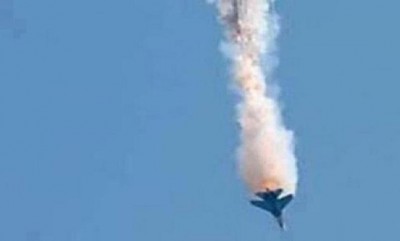 المعارضة السورية تسقط طائرة حربية جنوبي حلب والنصرة تأسر الطيار