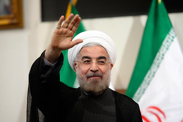 روحاني يستبق مفاوضات اليوم: العقوبات "تتهاوى"