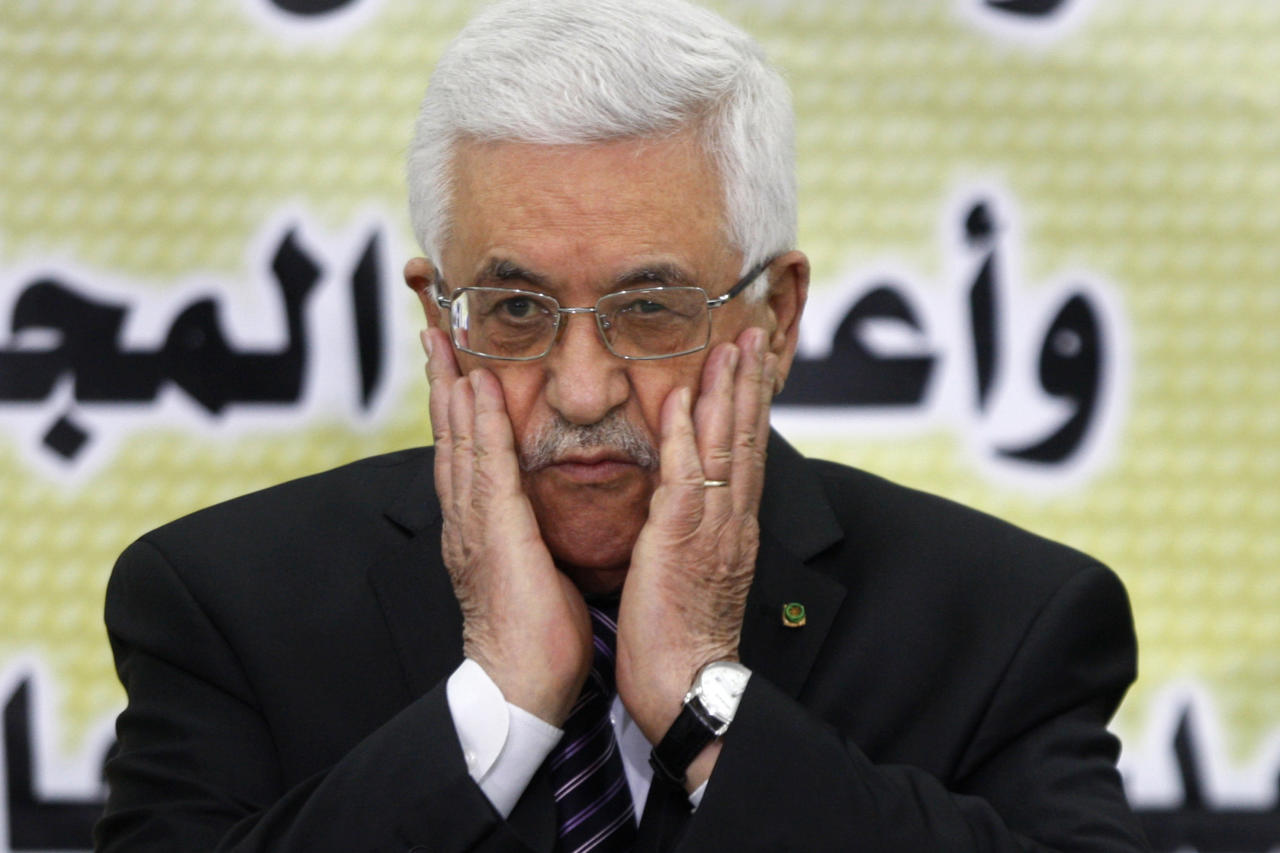 عباس: نسعى لوقف الانتفاضة ومستعدون للقاء نتنياهو