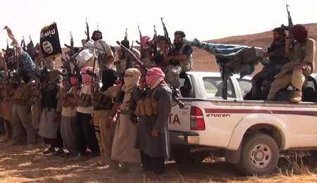 نيويورك تايمز: واشنطن والمليشيات الشيعية يعملان على هدف واحد في العراق