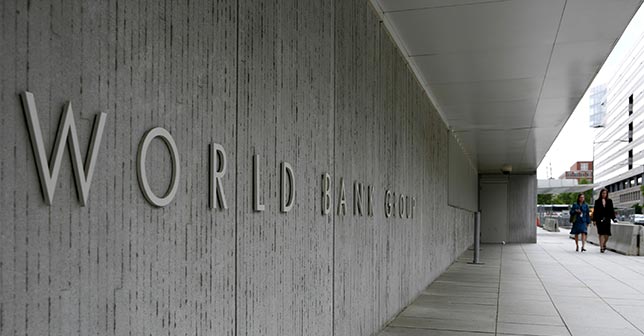 البنك الدولي يخفض توقعات النمو بالمنطقة العربية في 2017