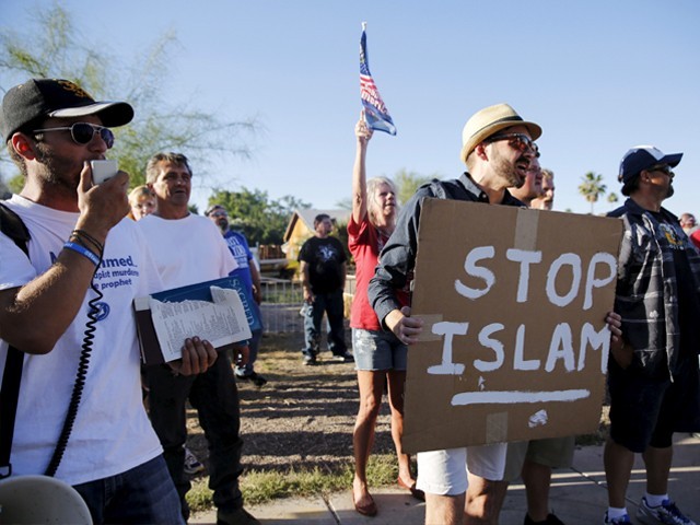 السلطات الأمريكية قلقة لتصاعد الممارسات المعادية للمسلمين