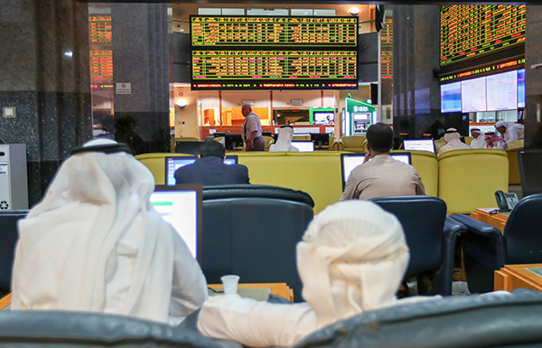 ضغوط بيع تهبط بمؤشر سوق "دبي" بنسبة 17%
