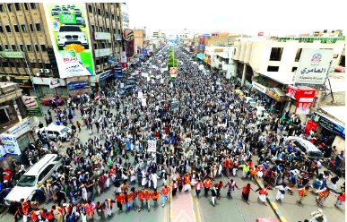 شرارة ثورة ثانية في اليمن .. عشرات الآلاف يتظاهرون ضد حكومة باسندوة