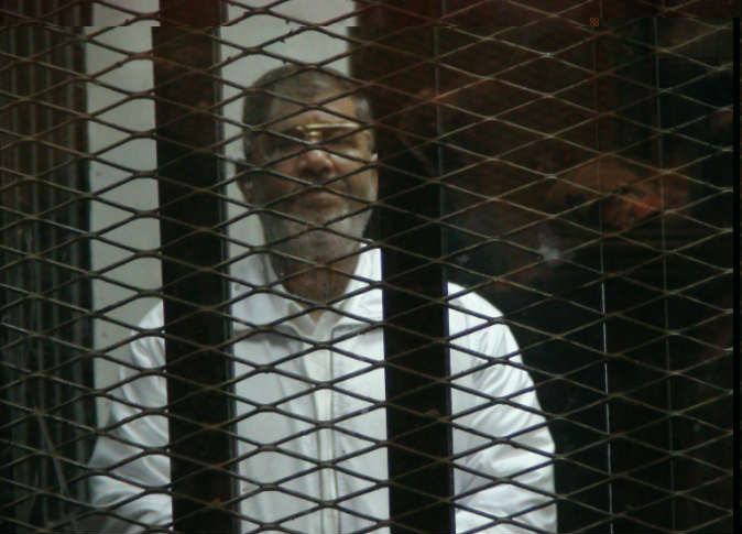 تأجيل محاكمة "مرسي" في "أحداث الاتحادية" إلى 21 أكتوبر