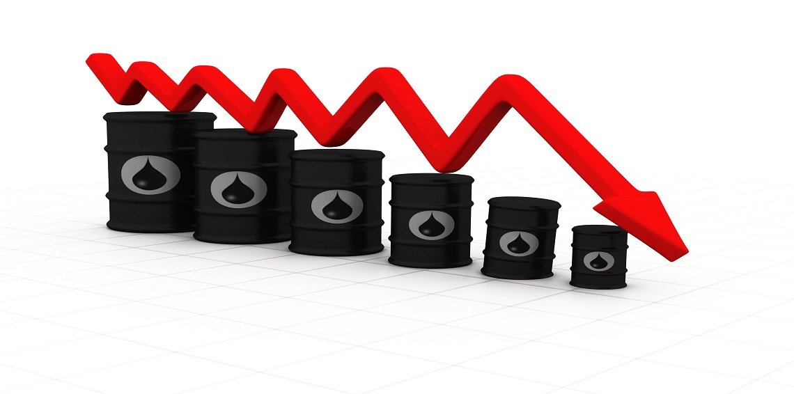 أسعار النفط تهبط متأثرة بزيادة مخزونات الخام الأمريكية