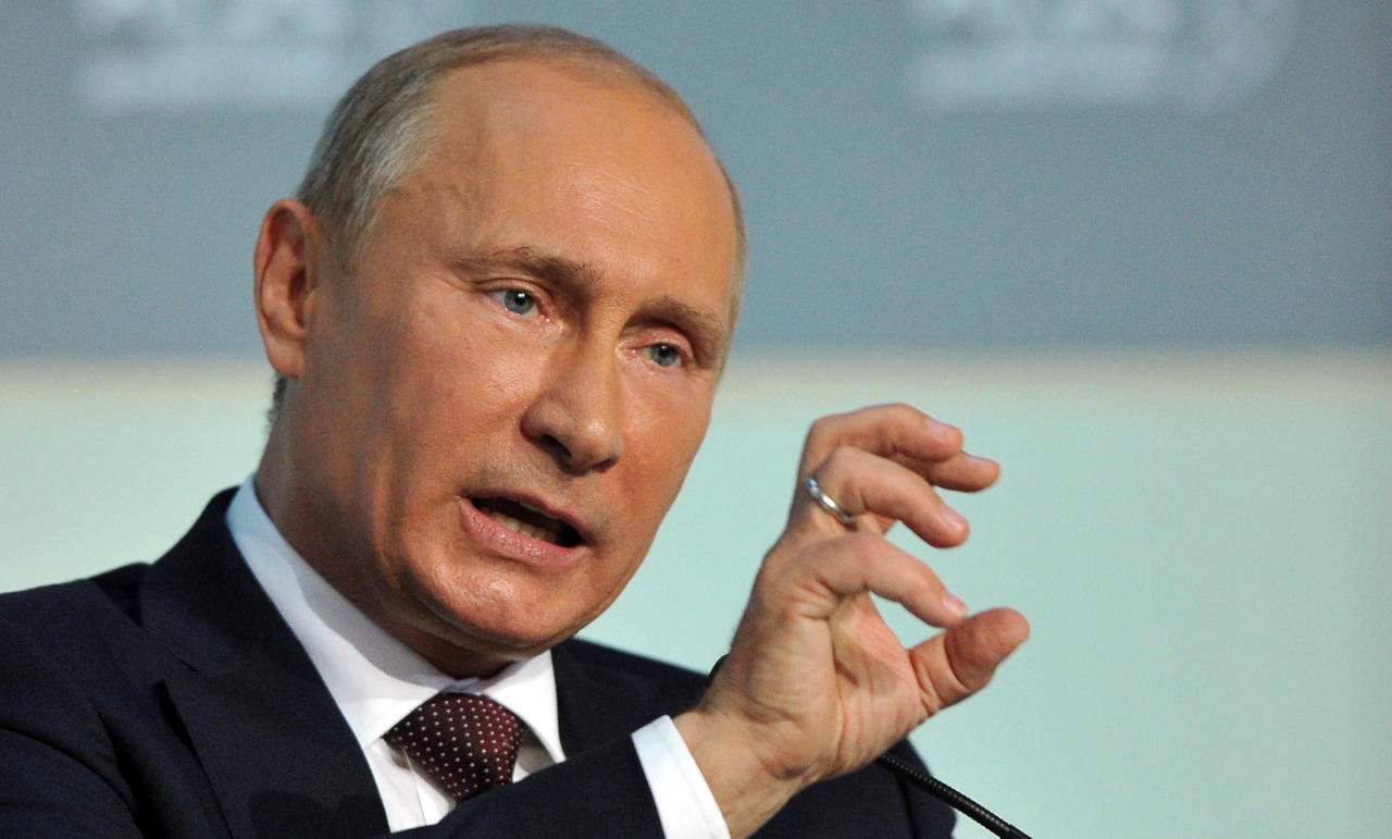 بوتين: الأسد ارتكب أخطاء كثيرة وروسيا لا تدافع عنه