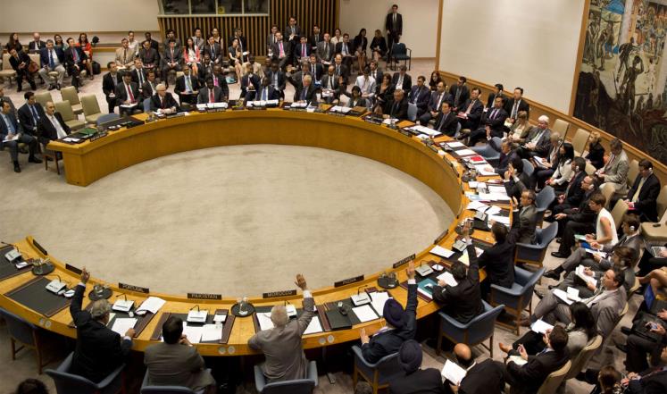 مجلس الأمن يدعو الإسرائيليين والفلسطينيين إلى استئناف المفاوضات 