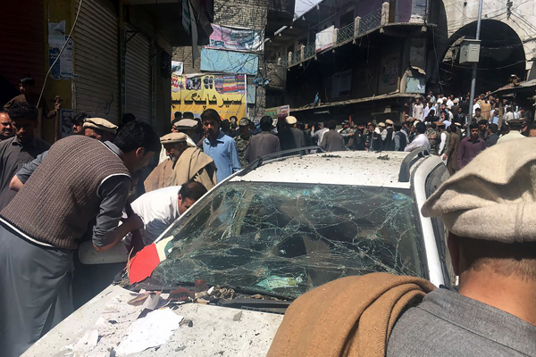 22 قتيلاً بتفجير في سوق بباكستان