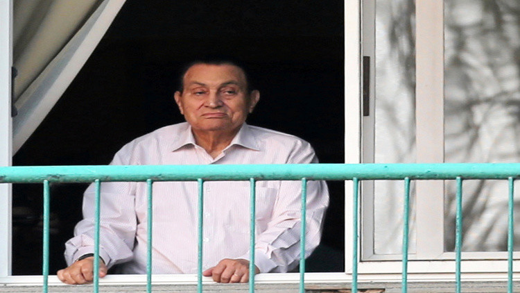 "قضاء السيسي" ينظر في إمكانية العفو الشامل عن حسني مبارك