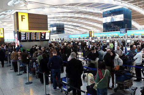 مطار دبي الدولي يتخطى "هيثرو" بـ 2.2 مليون مسافر في 4 أشهر