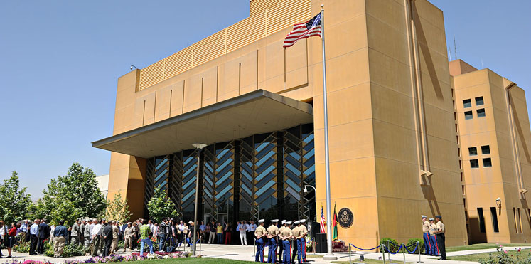 إقالة 6 موظفين في السفارة الأمريكية في كابول على خلفية قضية "مخدرات"
