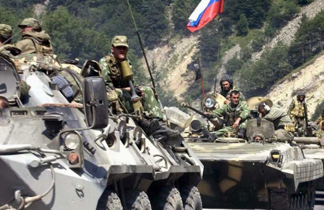 الجيش الروسي يجري مناورات عسكرية واسعة على حدود الاتحاد الأوروبي