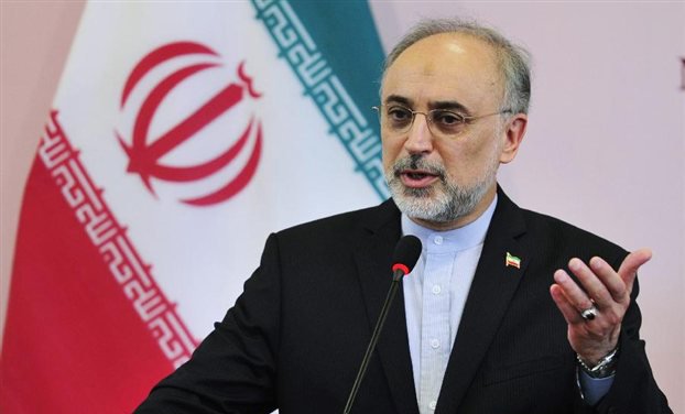 طهران: تأجيل زيارة ظريف للسعودية بسبب هبوط أسعار النفط