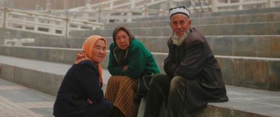 بكين تجمع الحمض النووي لسكان إقليم شينجيانغ ذي الأغلبية المسلمة