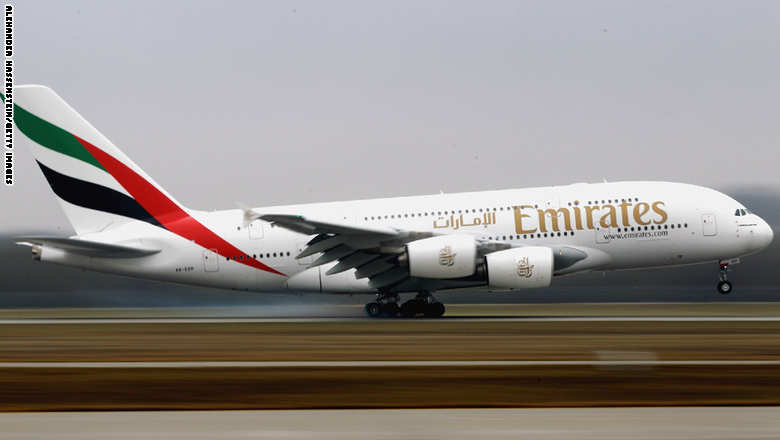 طيران الإمارات تعلن تعليق رحلاتها إلى بيشاور الباكستانية