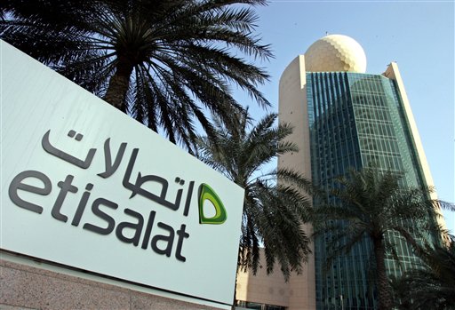اتصالات" الإمارات تنهي أزمة الترابط مع "الاتصالات المصرية