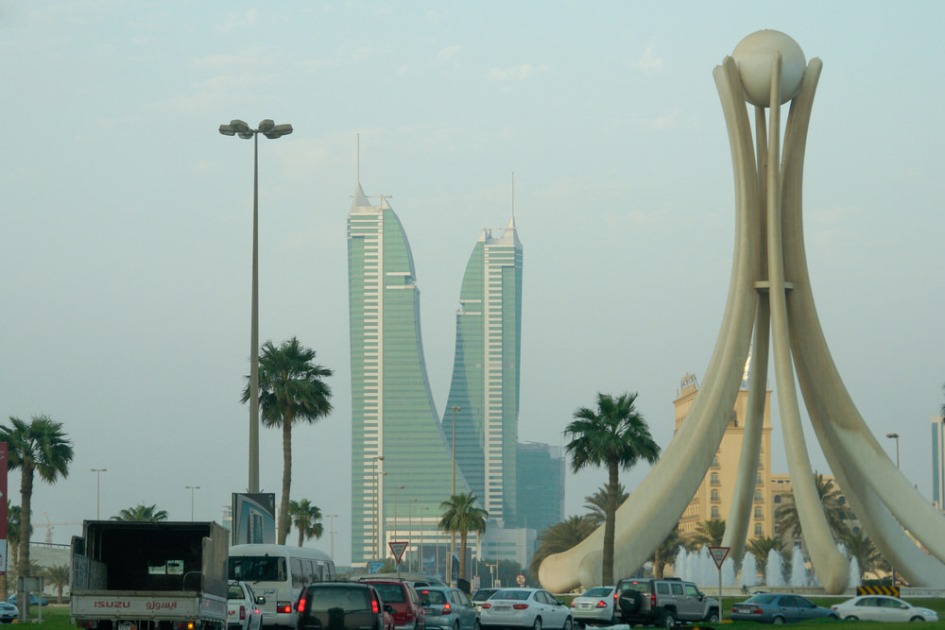 بعد تطبيقه في الإمارات.. البحرين تدرس تطبيق قانون الضريبة الانتقائية