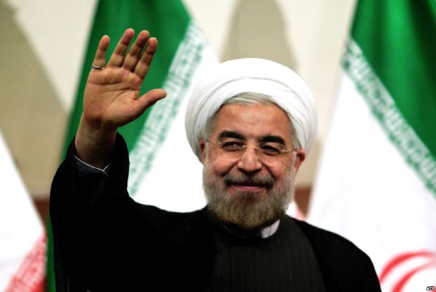 روحاني يتهم «الحرس الثوري» بحشد التأييد للمرشح "رئيسي"