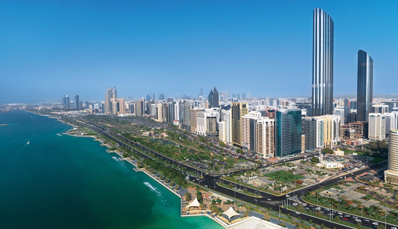 أبوظبي تفوز بجائزة الوجهة السياحية الأفضل في سوق السفر العالمي بلندن