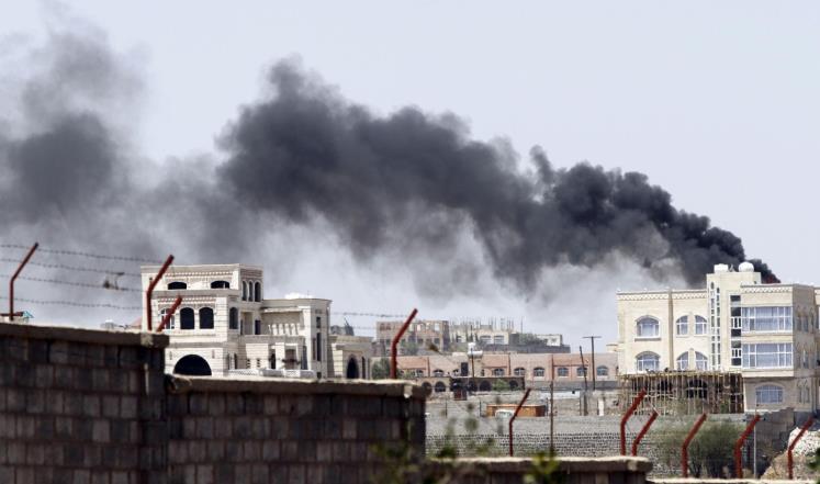 الحوثيون يسيطرون على مقر القيادة العامة للجيش اليمني