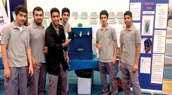 4 طلاب إماراتيين يبتكرون جهازاً ذكياً لغسل اليدين