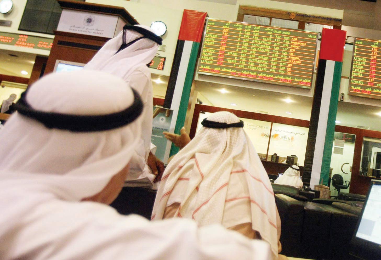 سوق دبي المالي تعتزم السماح بالبيع على المكشوف