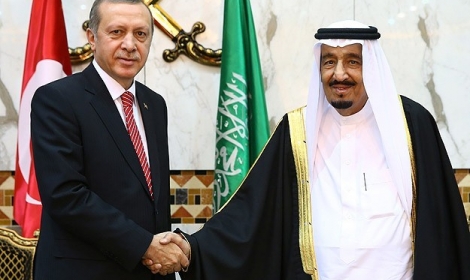 أسوشيتد برس: السعودية توثق علاقتها مع تركيا وقطر لمواجهة إيران