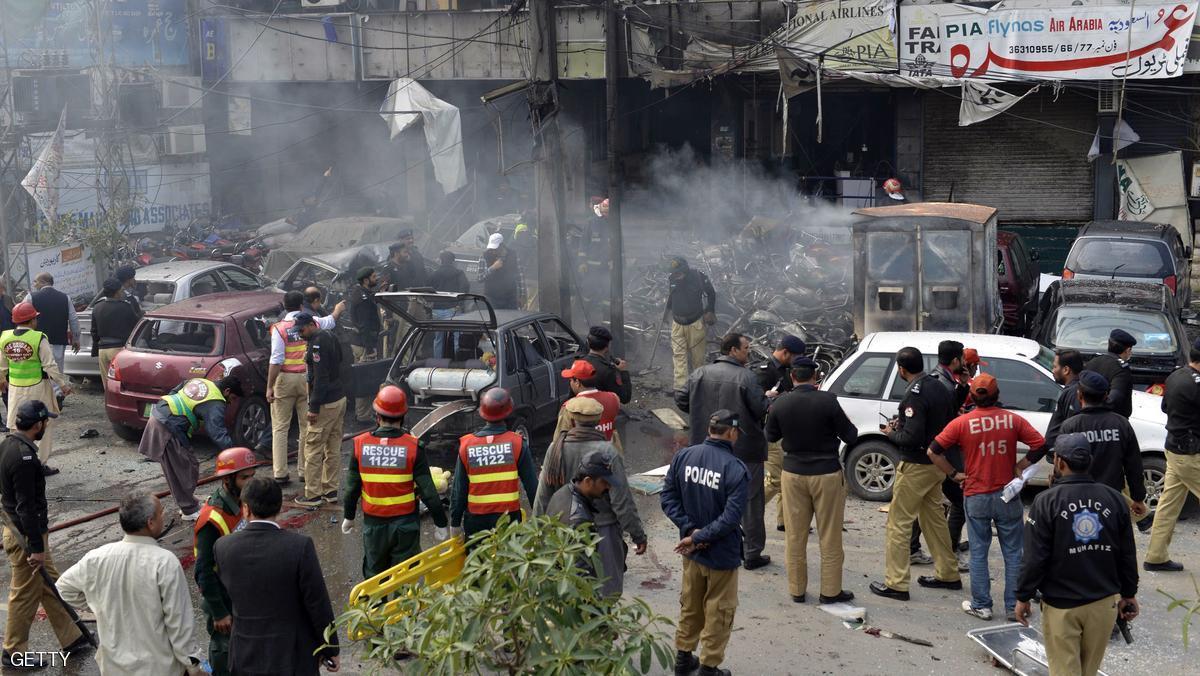 مقتل وإصابة العشرات في تفجير  إرهابي استهدف مدينة لاهور