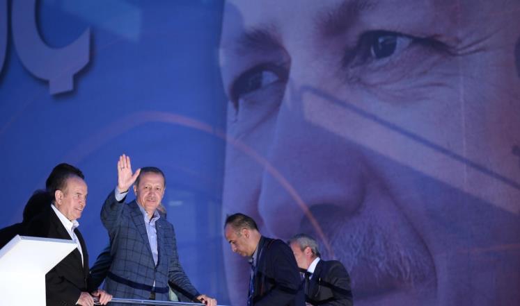 أردوغان يفوز برئاسة تركيا 