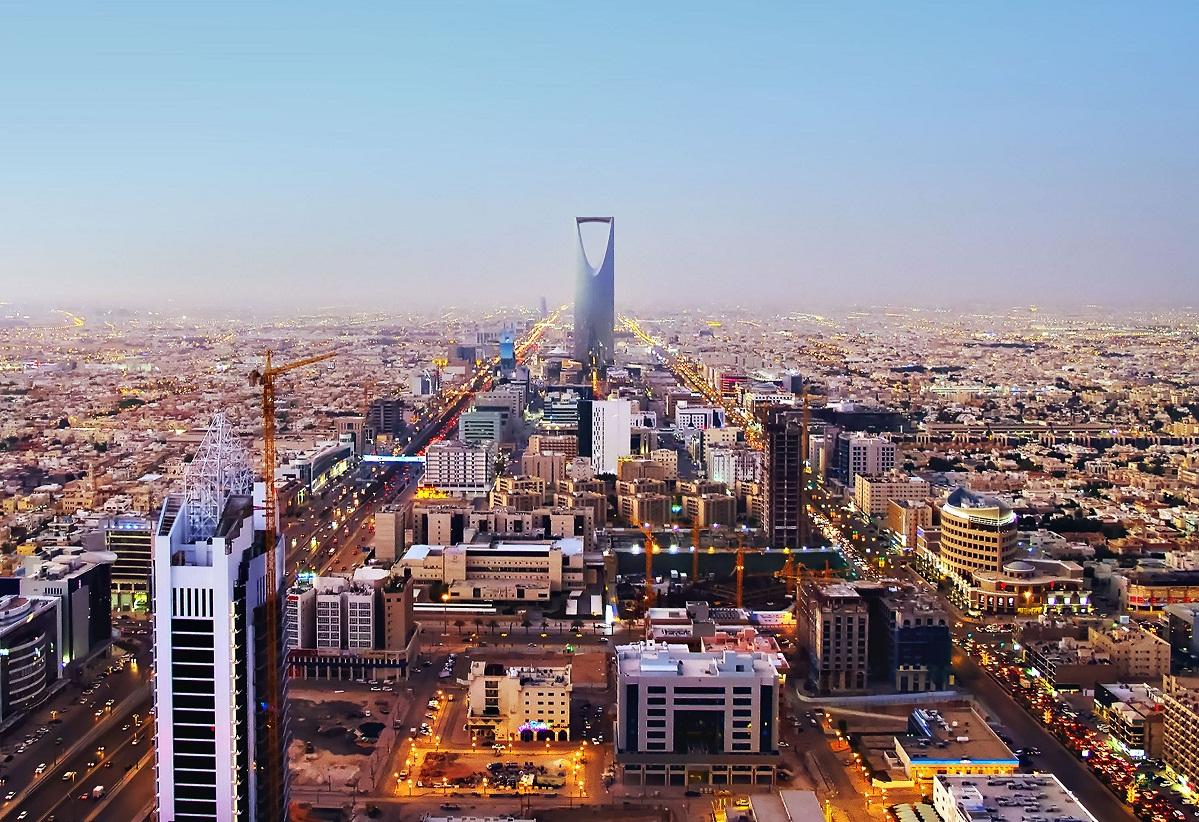 ارتفاع أصول البنوك السعودية 2% في 2016