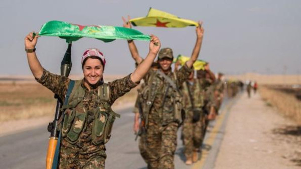 الأكراد يعلنون النظام الفيدرالي بمناطق سيطرتهم في شمال سوريا